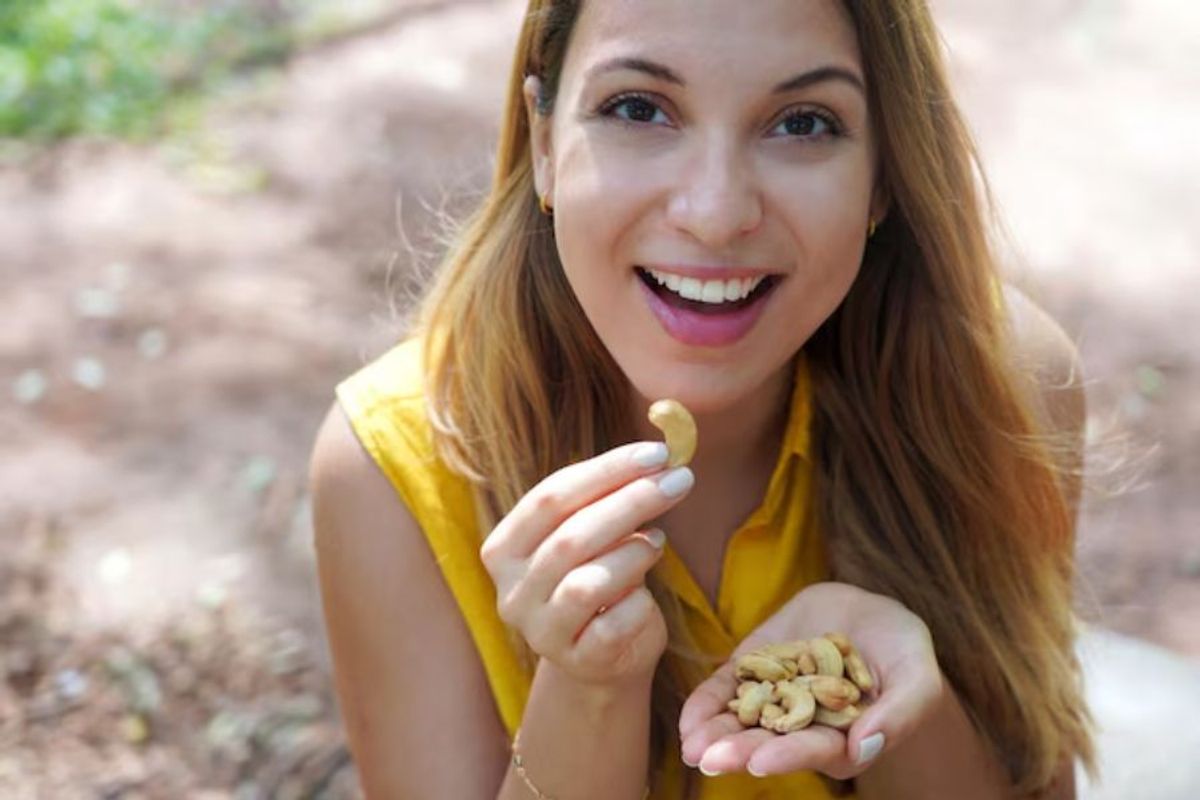 So, Should You Be Eating Cashews?