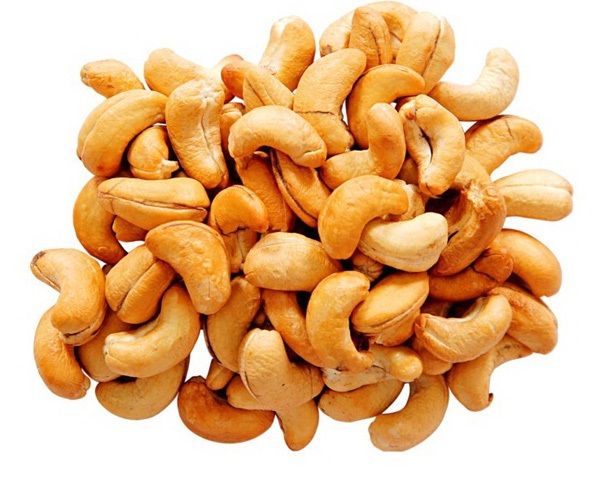 Shelled salted roasted cashews