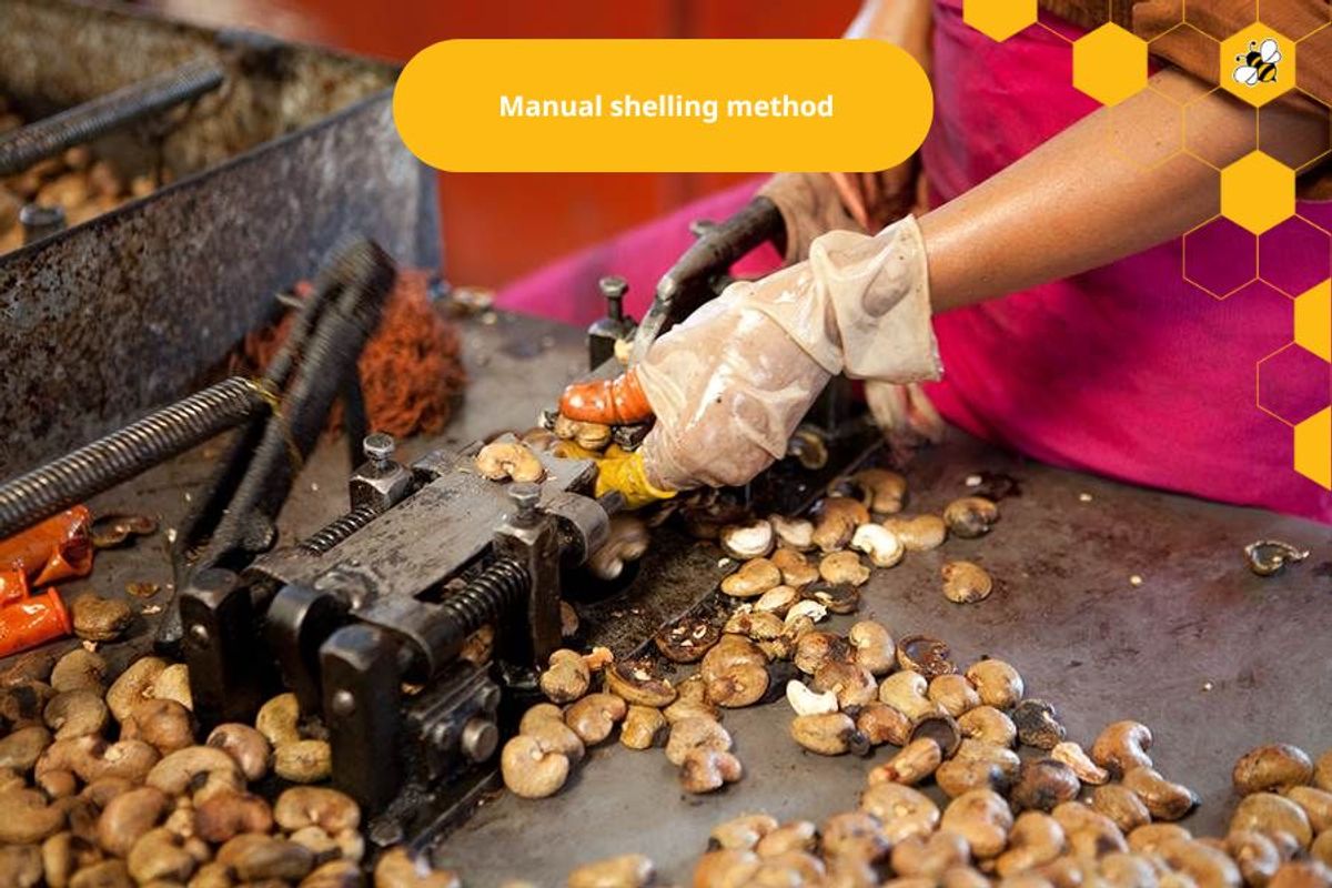 Manual shelling method