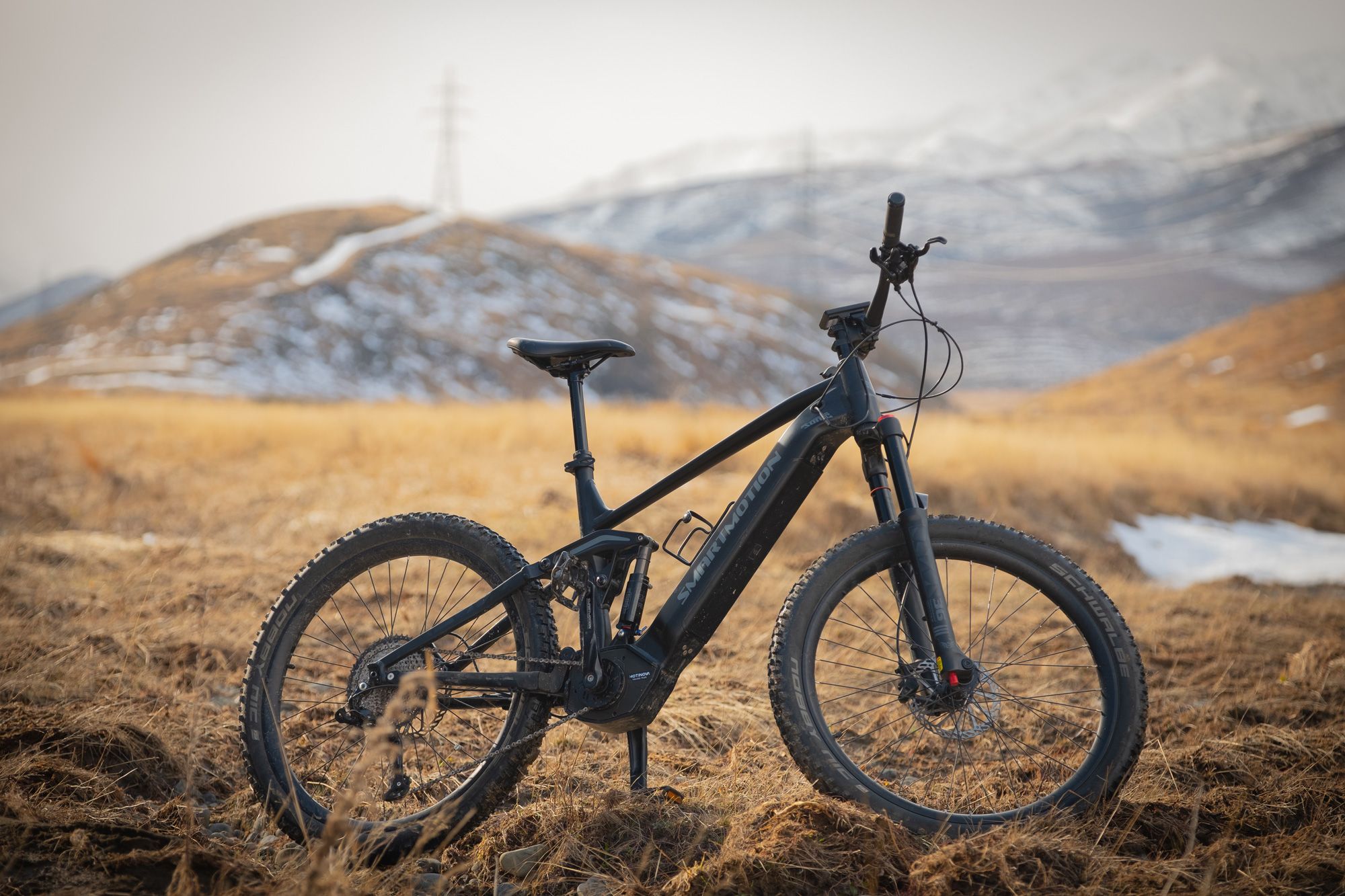 photo of an electric mountain bike 