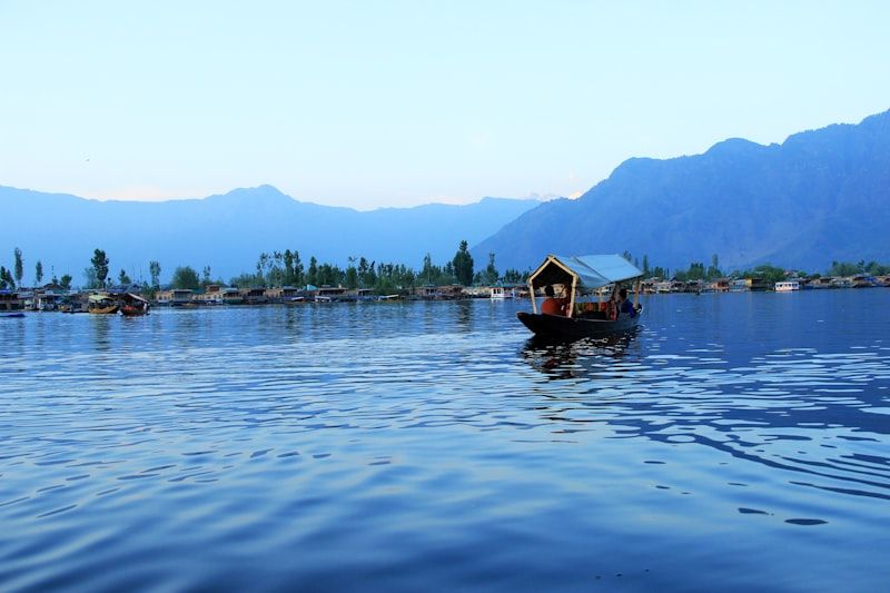Kashmir Honeymoon Classic