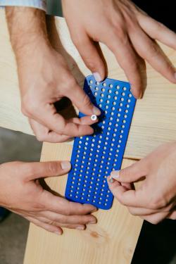 Missing alternative text