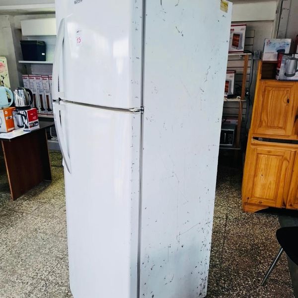 Lote 208