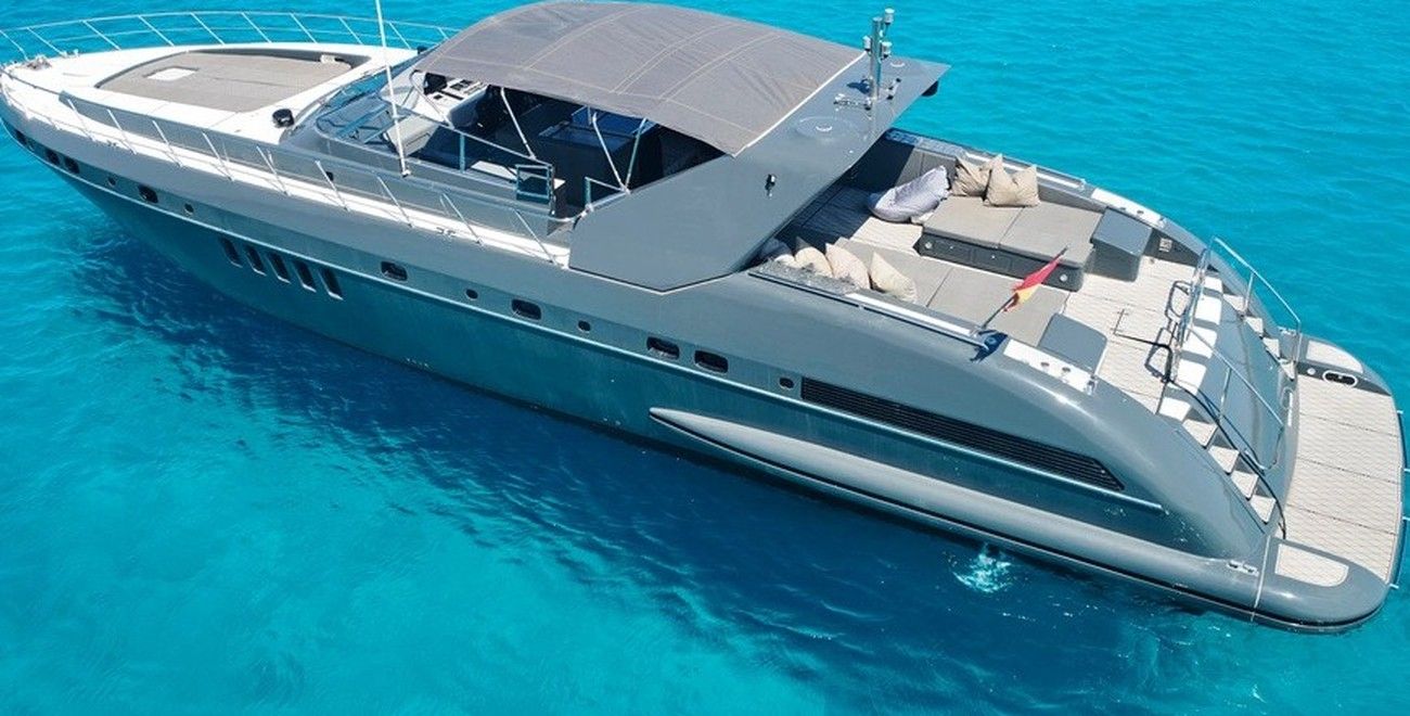 Happy Hour — Mangusta 80 — yacht charter in Puerto Banús and Sotogrande · photo 1
