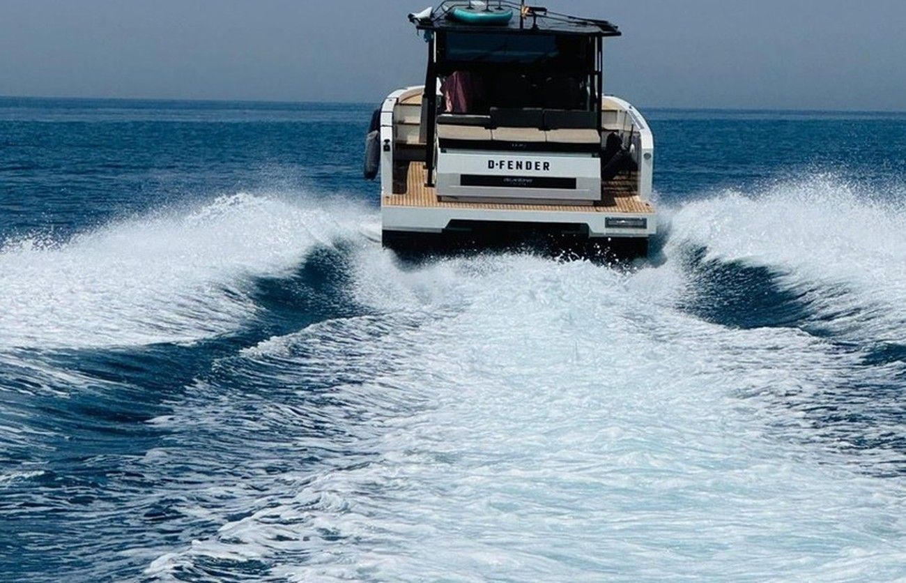 D-Fender — yacht charter in Puerto Banús and Sotogrande · photo 4