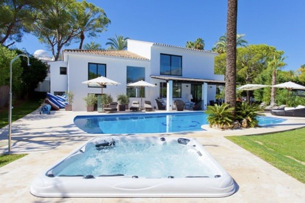 Villa del Olivo — luxury villa for rent in Marbella, Marbella Golden Mile · photo 4