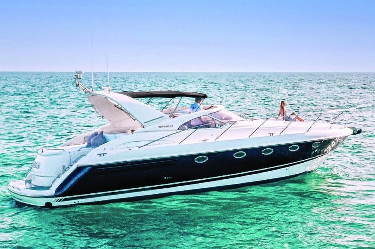 Fairline Targa — yacht charter in Puerto Banús and Sotogrande · photo 1