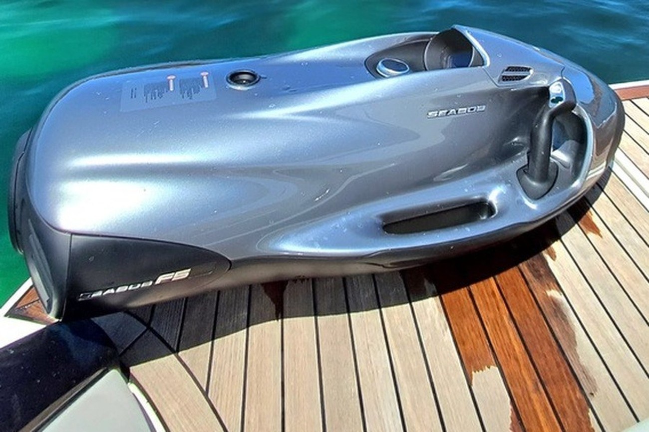Happy Hour — Mangusta 80 Happy Hour — Mangusta 80 — yacht charter in Puerto Banús and Sotogrande · photo 5