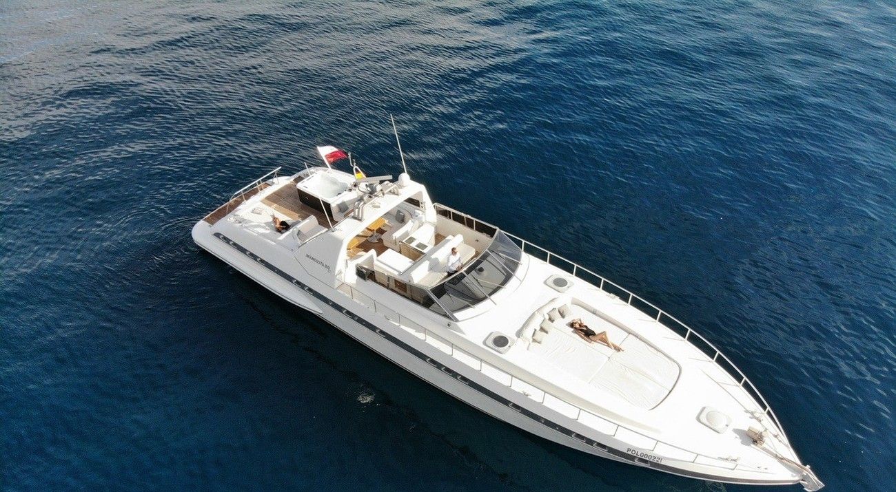 Mangusta 80 — yacht charter in Puerto Banús and Sotogrande · photo 1