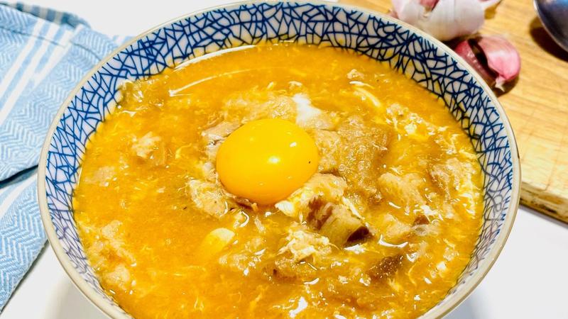 Cuando el grajo vuela bajo… ¡sopa de ajo!