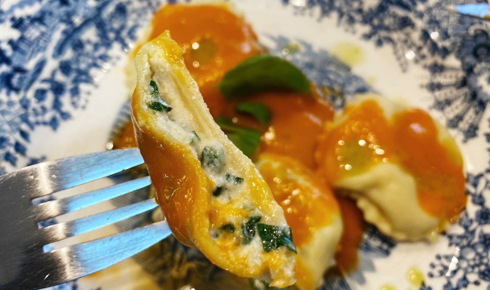 ¡A la rica pasta rellena!