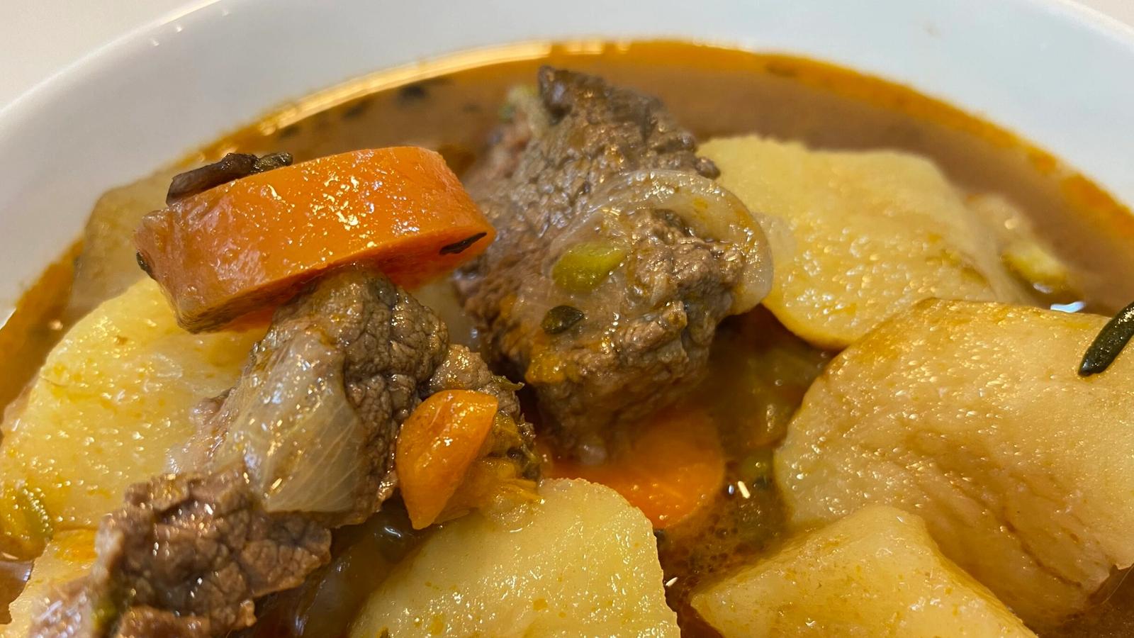 ¡Qué me gustan las papas guisadas con carne!