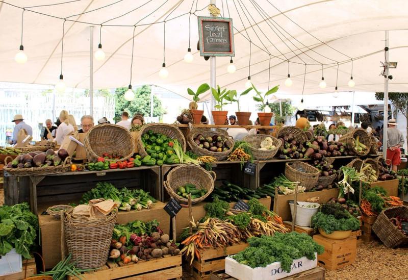 The Oranjezicht City Farm Market ist ein beliebter Markt in Kapstadt