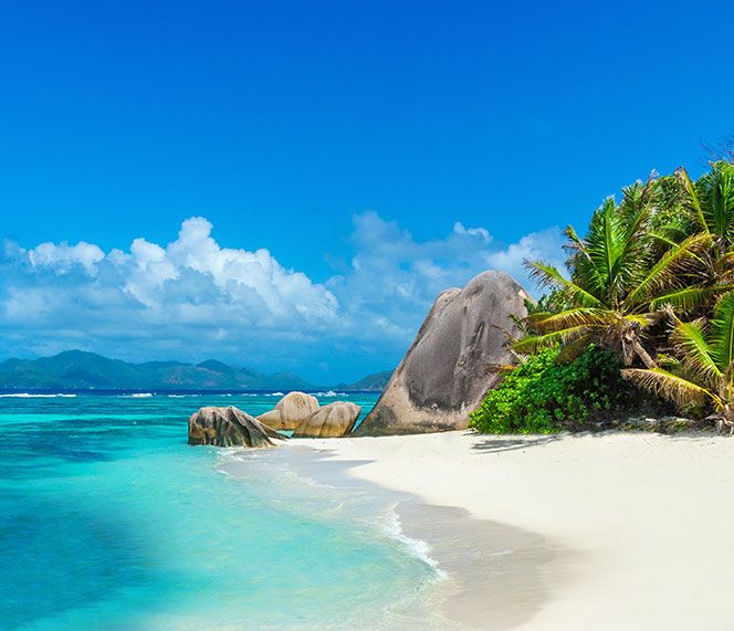 Beau Vallon Ganite Boulder alt text