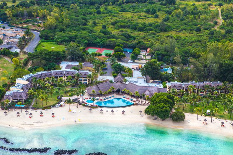 Eine der vielen spektakulären Unterkünfte auf Mauritius: Sands Suites Resort Spa
