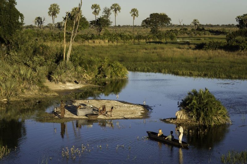 Water activities at Jao Camp in the Okavango Delta