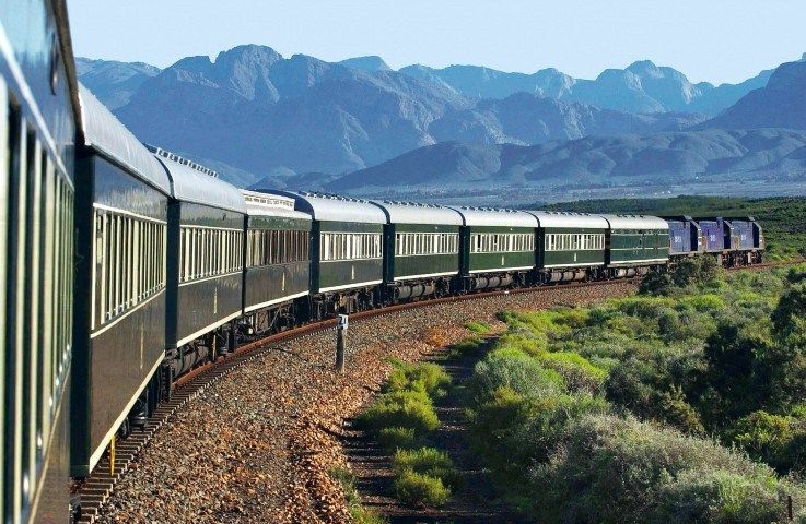 Exklusive Zugfahrten durch Afrika