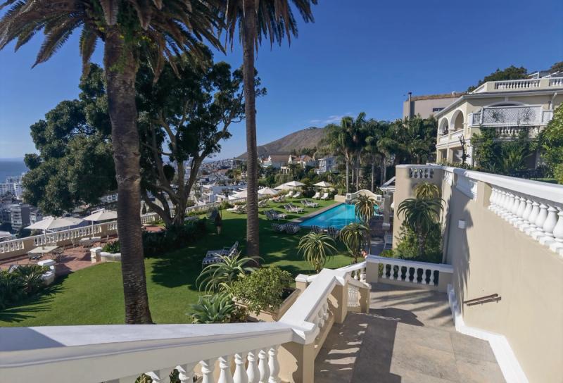 Outdoor gardens at Ellerman House 