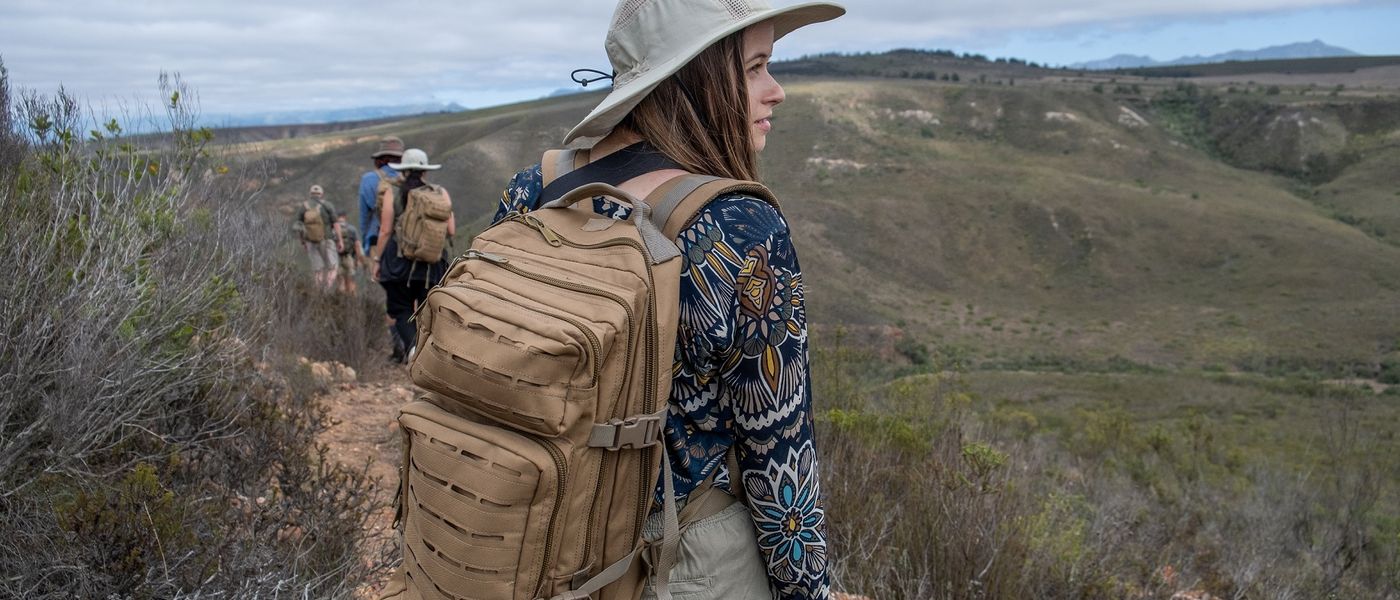 Was sollte ich für eine Wandersafari einpacken?