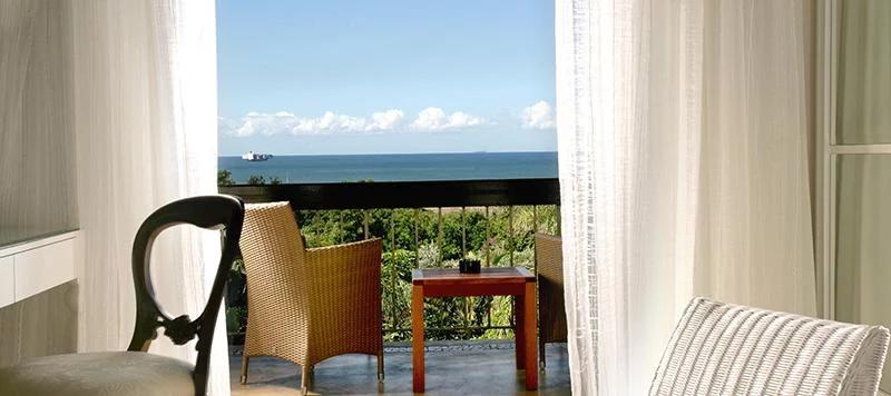 teremok-marine-lodge-deck-view
