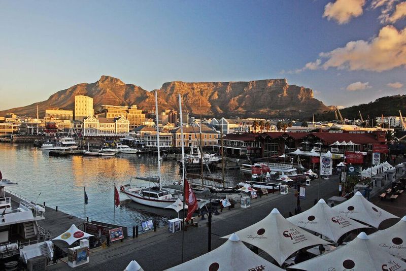 The spectacular view of Table Mountain from the V&A Waterfront