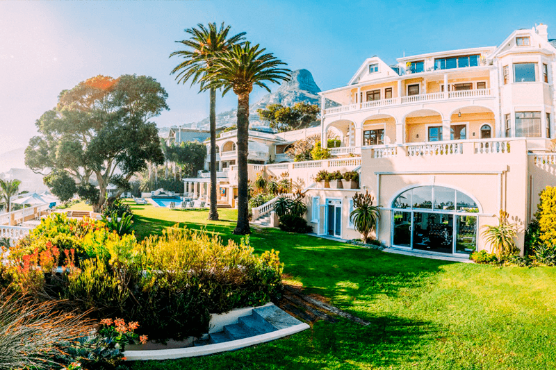 Hospedagens de luxo na África: Fachada de Ellerman's House, em Cape Town