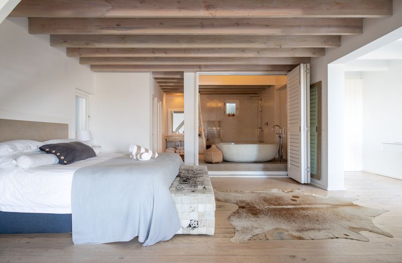 A typical room at the Strandloper wellness hotel