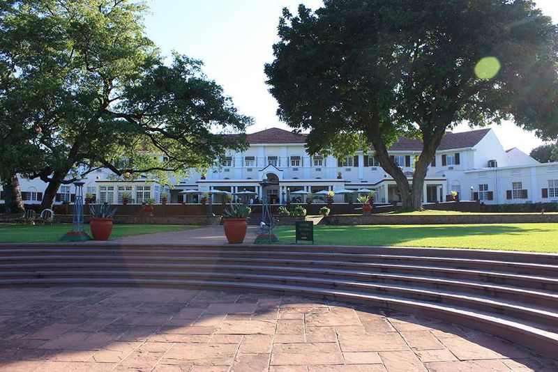 Victoria Falls Hotel