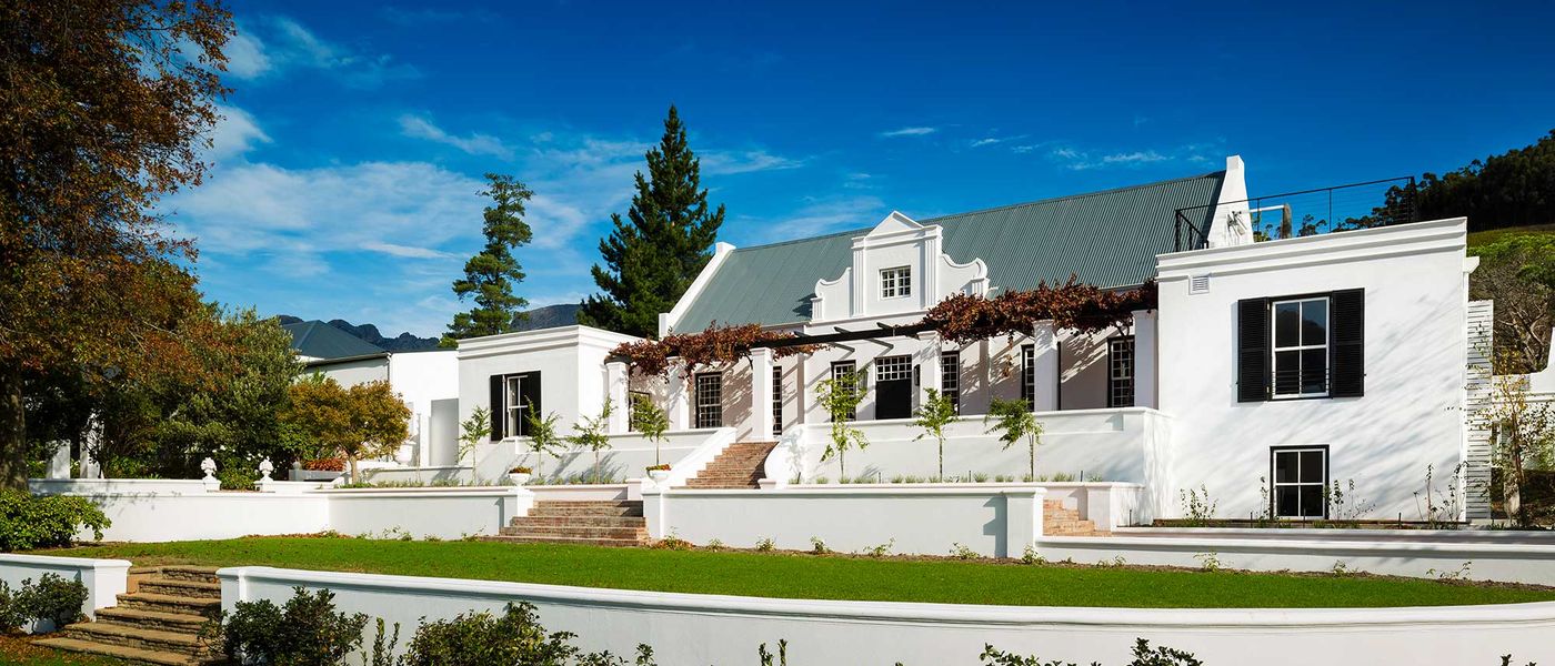 Mont Rochelle: A Sophisticated Winelands Escape