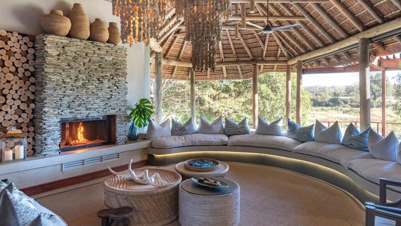 Viel Platz zum Entspannen in der Dulini River Lodge