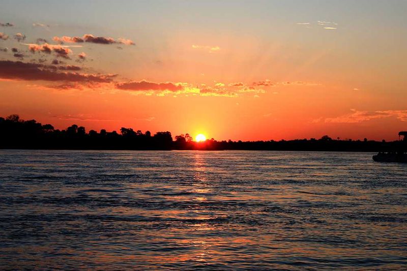 Victoria Falls River Lodge