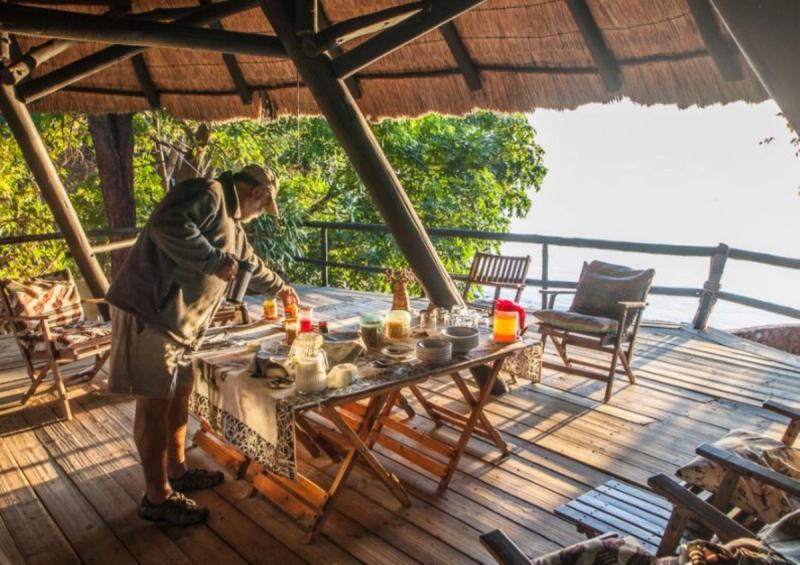 Aussichtsdeck Musango Safari Camp