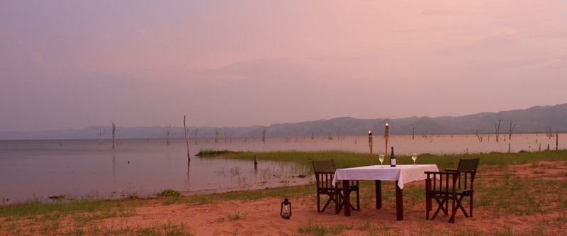Sundowners for two at Chnaga