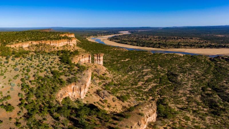Blick auf die Klippen im Gonarezhou Nationalpark