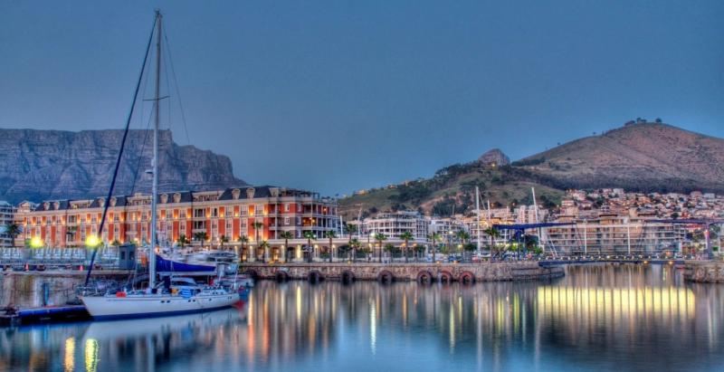 Vista panorámica del V&A Waterfront, en Ciudad del Cabo.
