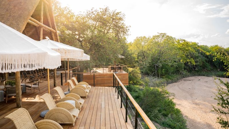 Main deck area with riverbed views