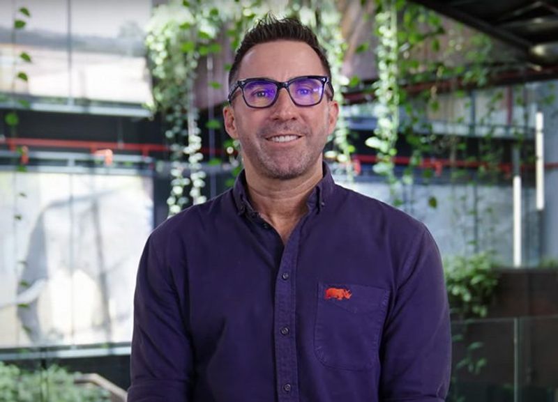 David Ryan, CEO y Fundador de Rhino Africa, en la sede central en Ciudad del Cabo