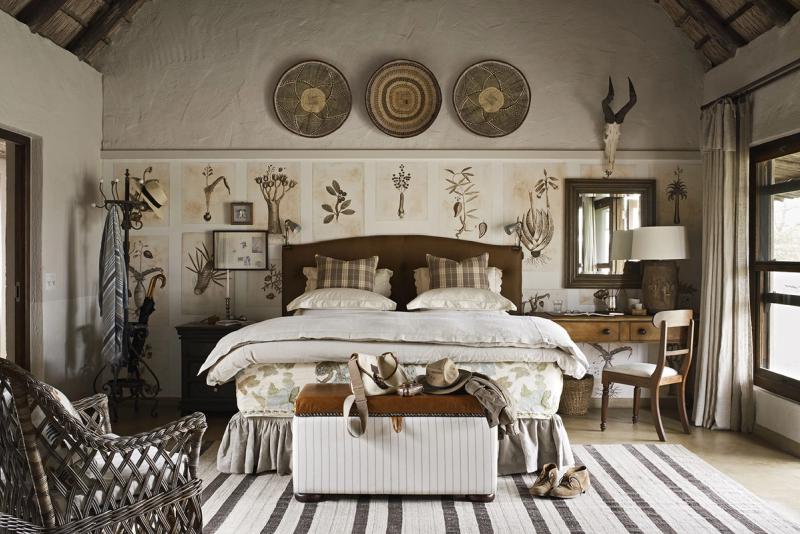 A luxurious bed found in Singita Castleton Camp in Kruger National Park