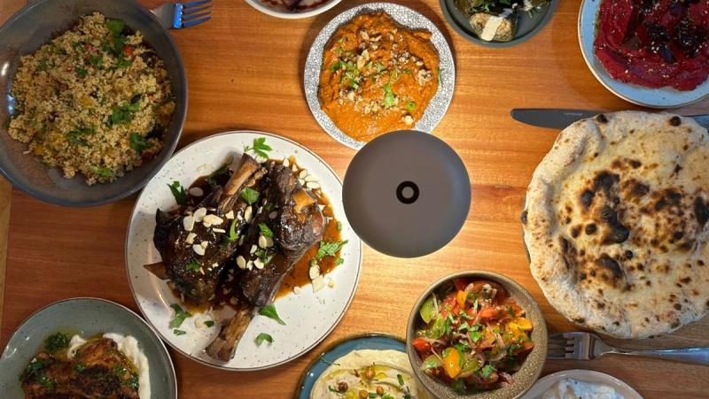 Choose a variety of dishes for the whole table to taste at Florentin