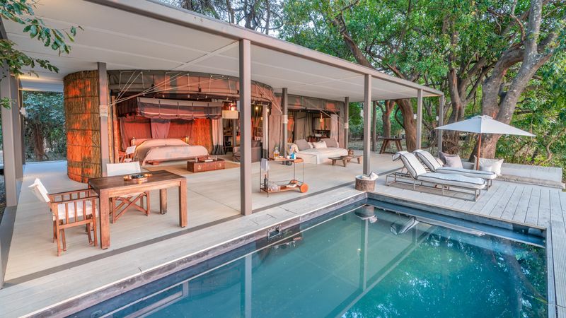 Suite with private pool at Time + Tide Chinzombo