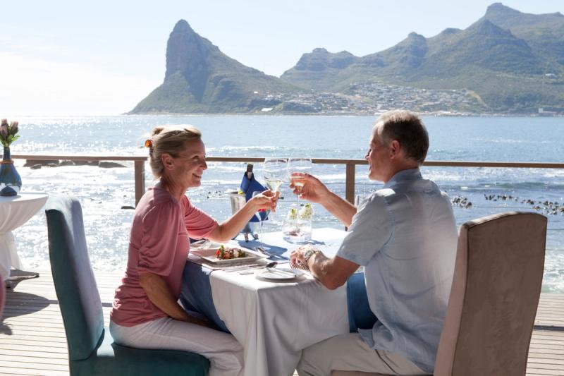 Couple in Cape Town for romantic lunch