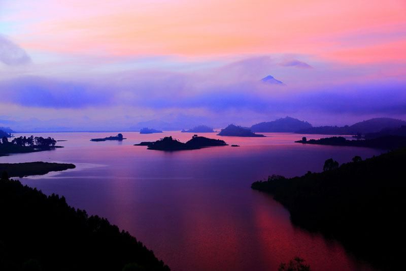 Atardecer sobre las Chamaleon Hills, Uganda