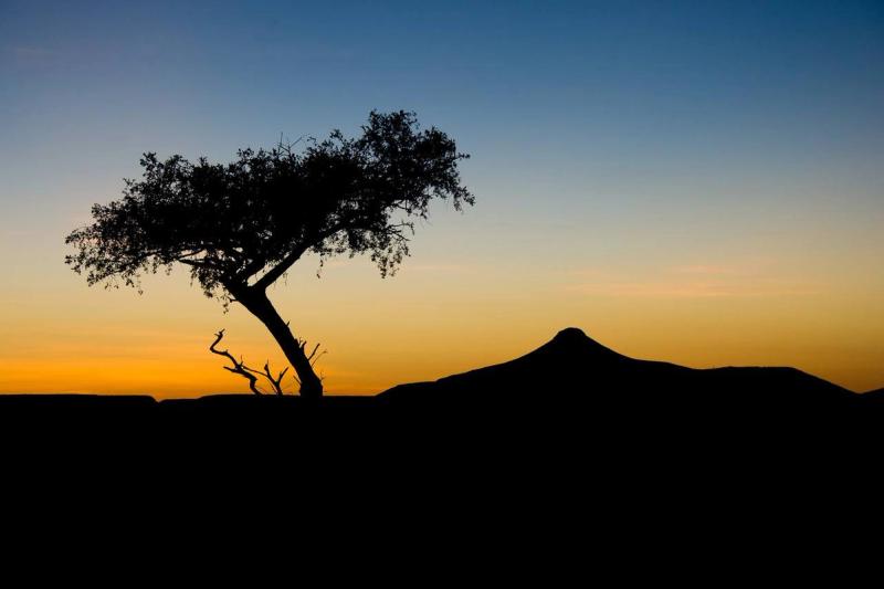 Puesta de sol en Damaraland, Namibia