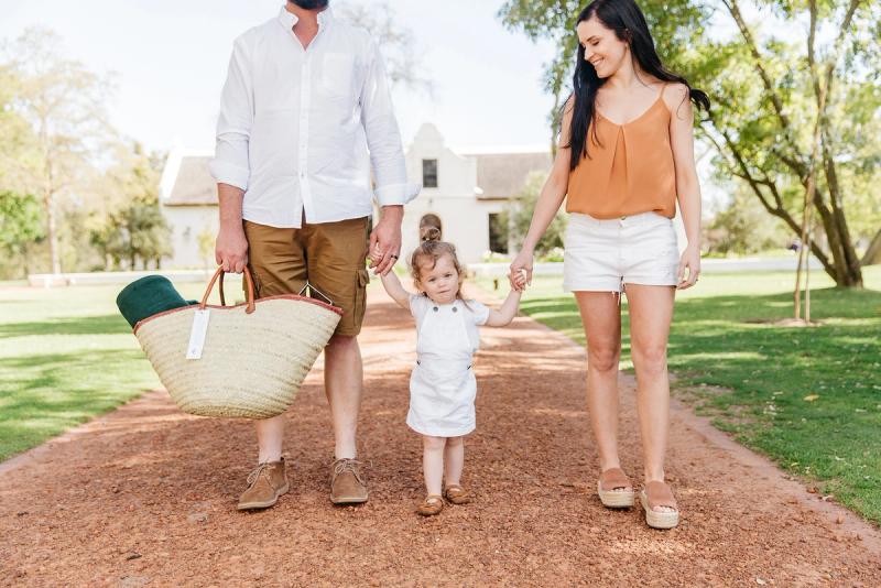 Family picnic at Spier