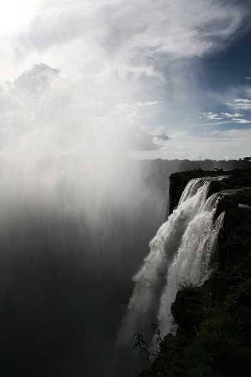 Behind the Lense - Billy Hare