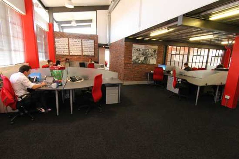 Rhino Africa Safaris - More office space