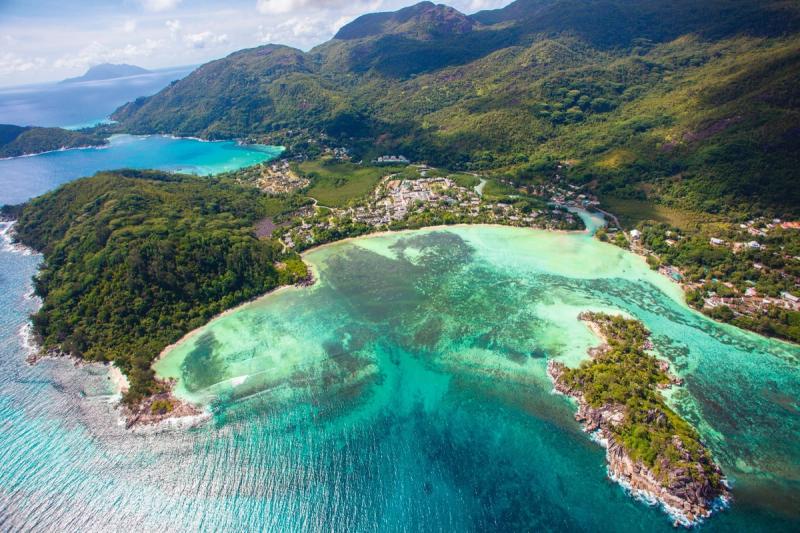 Constance Ephelia in den Seychellen aus der Luft