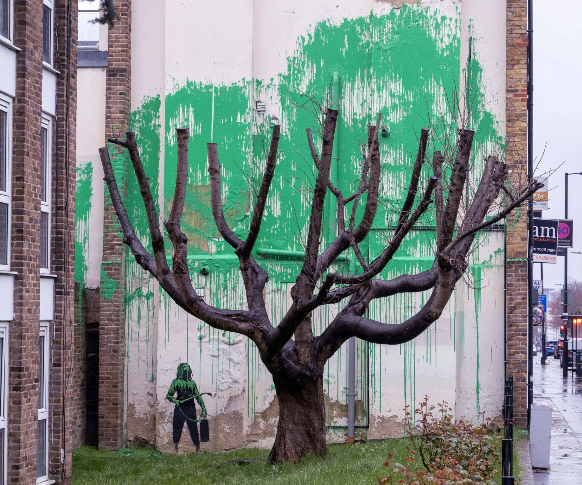 Finsbury Park spraypaint by Banksy - MyArtBroker