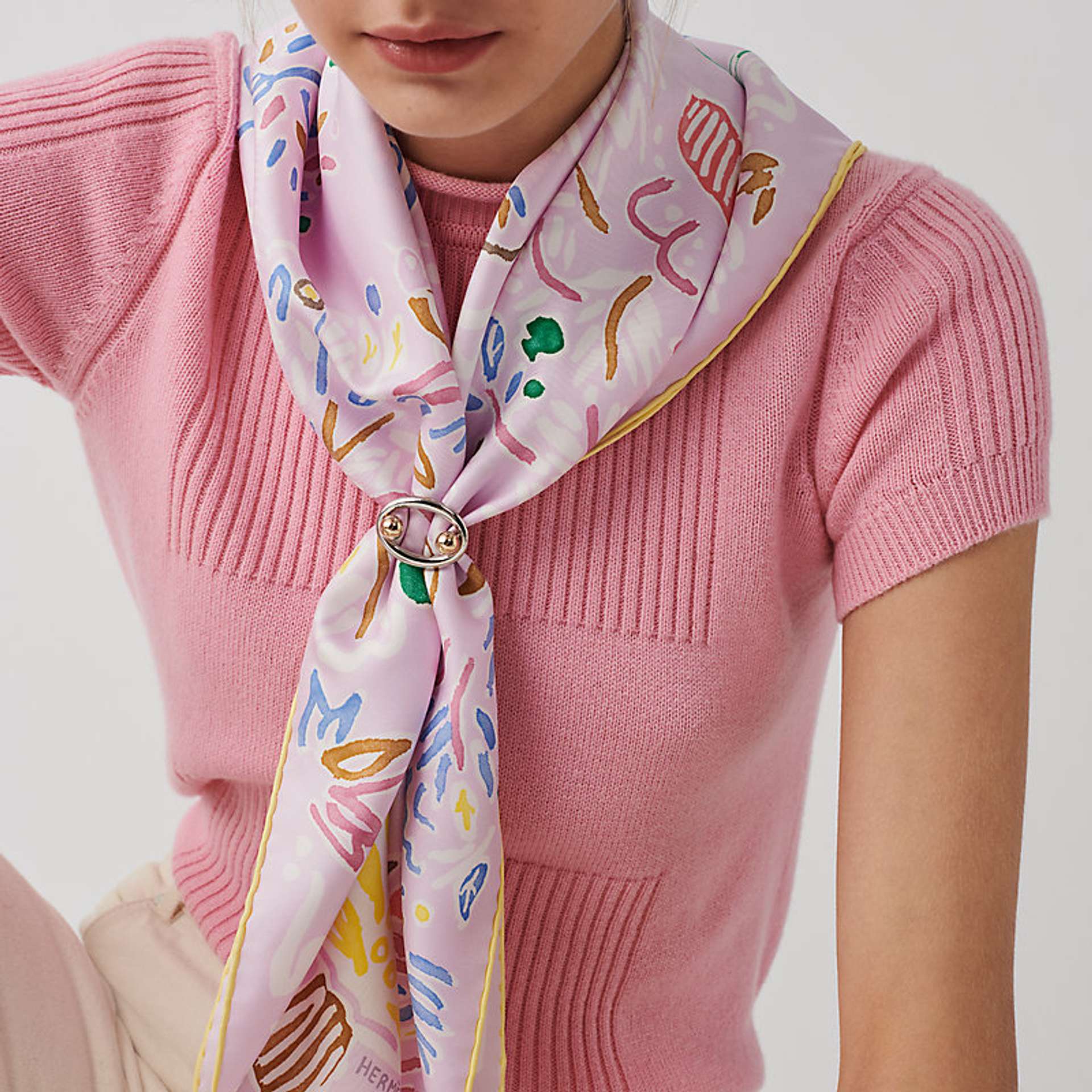 An image of Hermès’ Isola Di Primavera scarf.