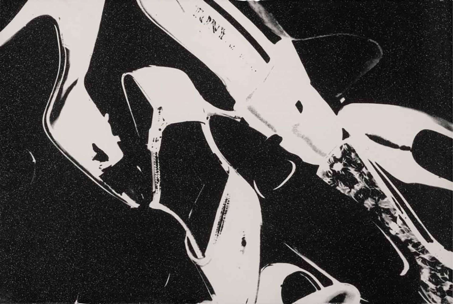 Andy Warhol: Diamond Dust Shoes (F. & S. II. 255) - Signed Print